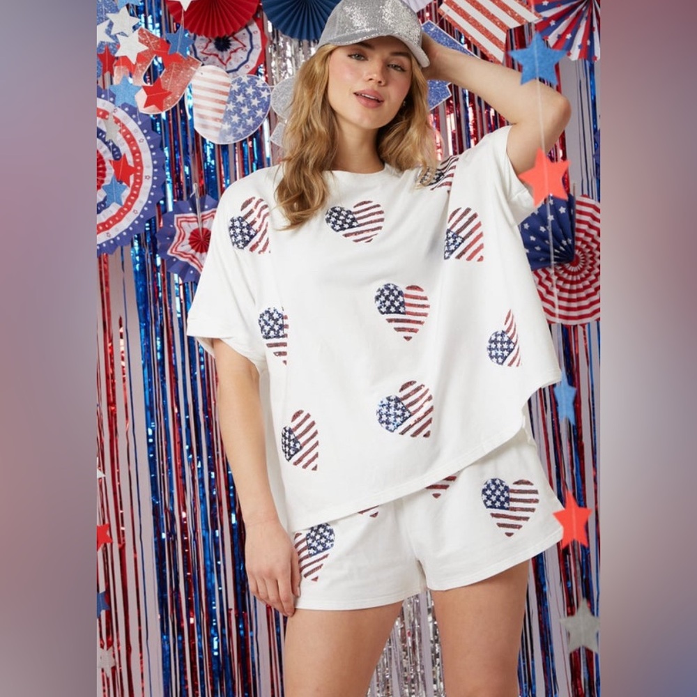 Fantastic Fawn Sequin Flag Heart Oversized Shirt Top Sz Large New in Package